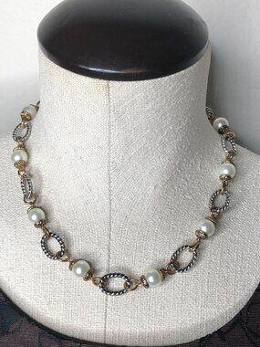 Elegant, Like New "Premier Designs" Gold/Silver Toned, Faux Pearl Necklace